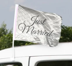 Bilflagg - "Just Married" - Hvit